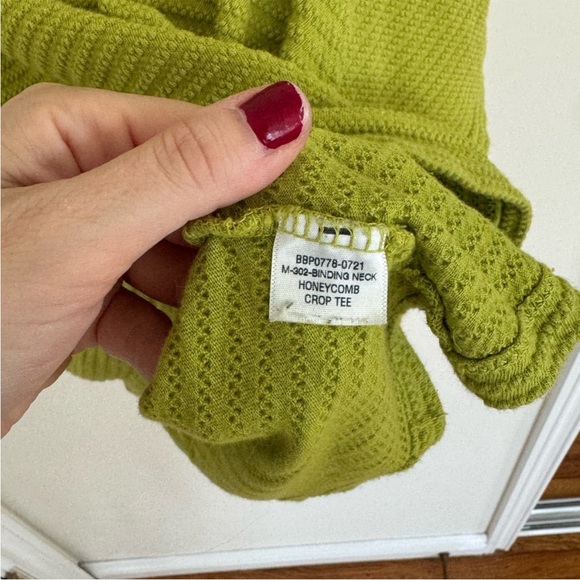 Big Bud Press Honeycomb Crop Tee Large - Picture 3 of 4